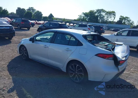 2022 Toyota Corolla Xse z USA, uszkodzony, nr VIN 5YFT4MCE9NP129156